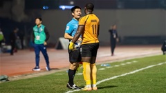 HLV Mai Xuân Hợp không hài lòng về trọng tài sau trận thua Hà Tĩnh